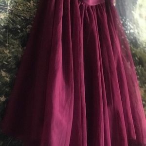🌻🌸 TORRID WINE COLORED TULLE SKIRT🌻🌸